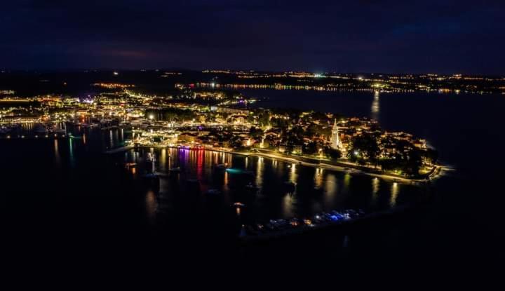 Novigrad Istria Apartments Reinic מראה חיצוני תמונה